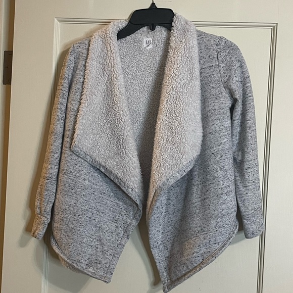 GAP Other - Gap Kids gray and fur jacket. Size M-8.